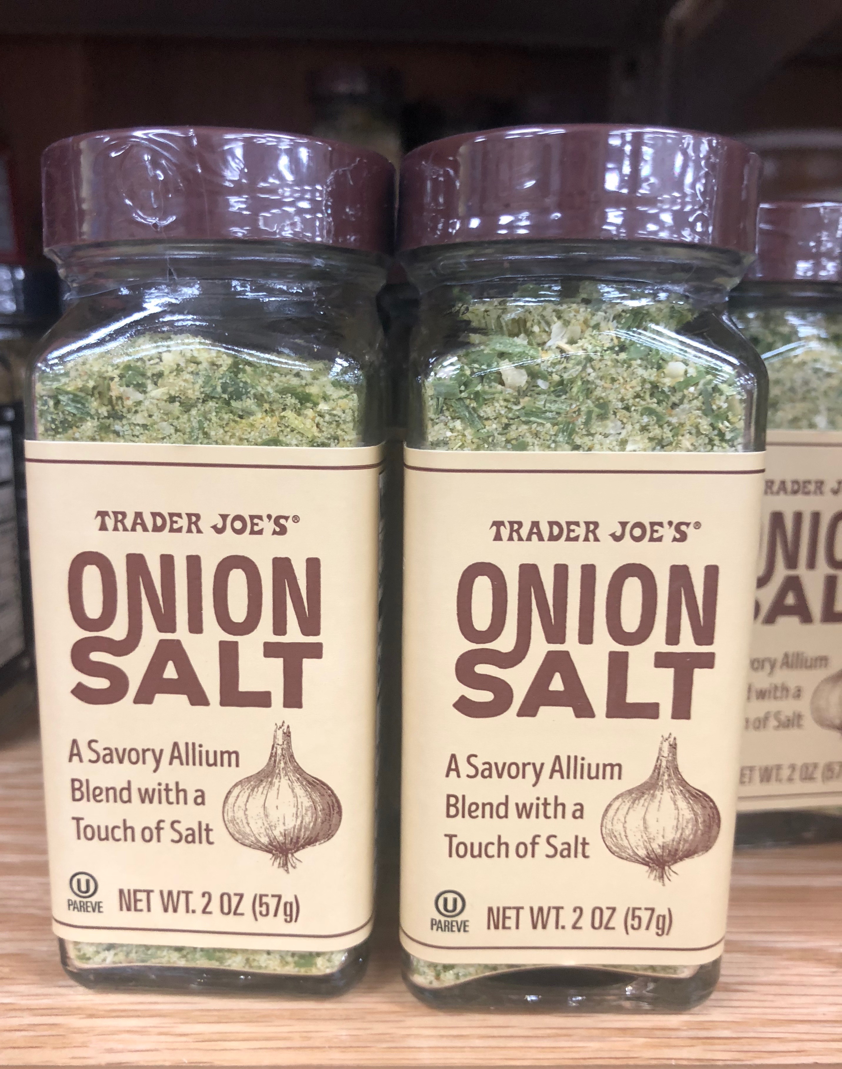 Trader Joe's Onion Salt Savory Allium Blend Seasoning Salt 2 Oz. 